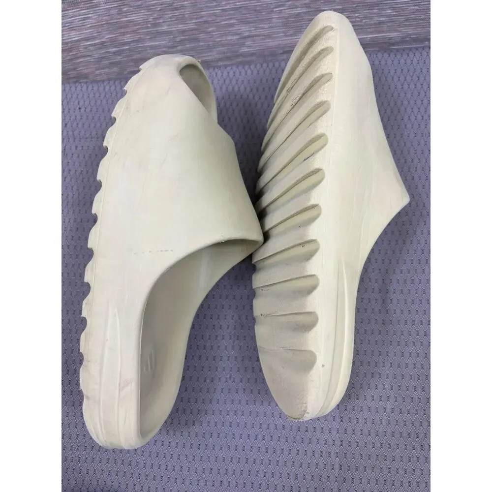 Yeezy slide men’s